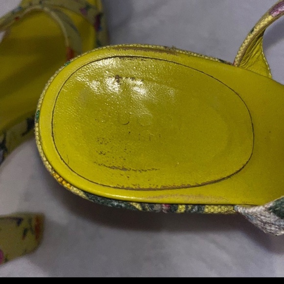 GUCCI Flora Sandals Yellow Floral Canvas EU 38.5 Platform Multicolor Heels Box - Picture 10 of 15